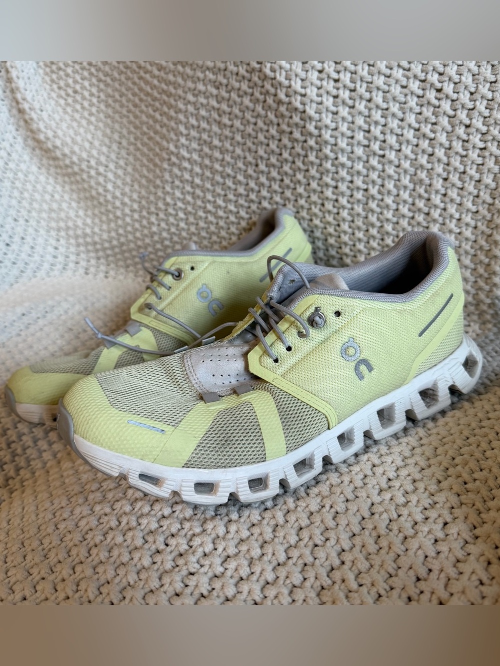 Women’s ONCLOUD cloud 6 seedling ice shoes